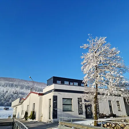Roof Art-pe 아파트 Trebnje