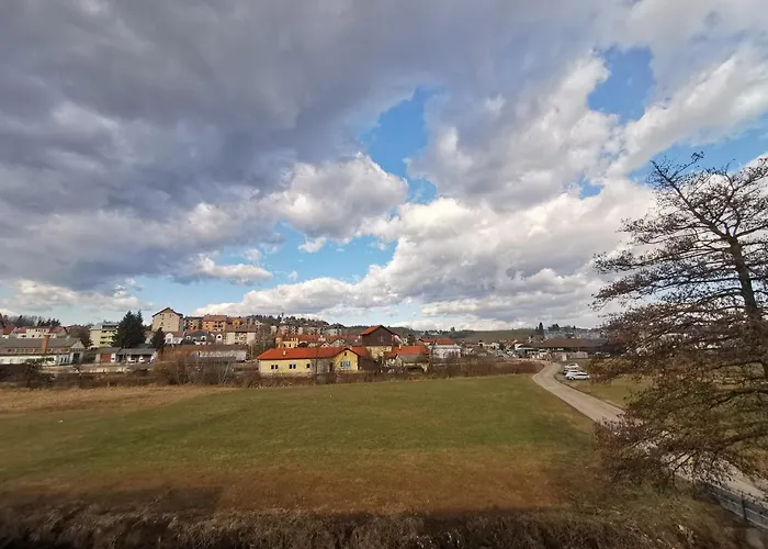 Roof Art-pe Apartment